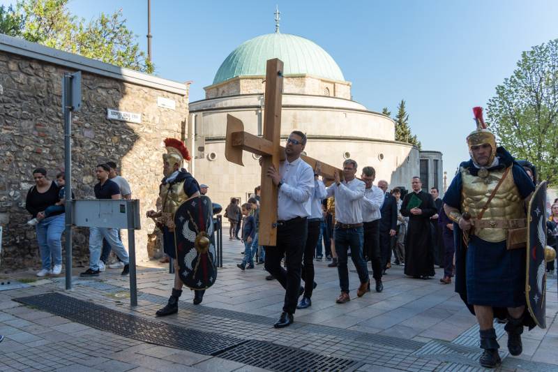 2025_04_12_varosi keresztut_97.jpg